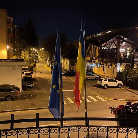 Casa Floraly 3* Brasov