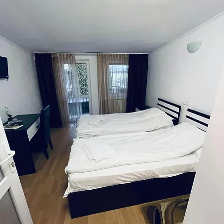 Casa Floraly Guest house 3*