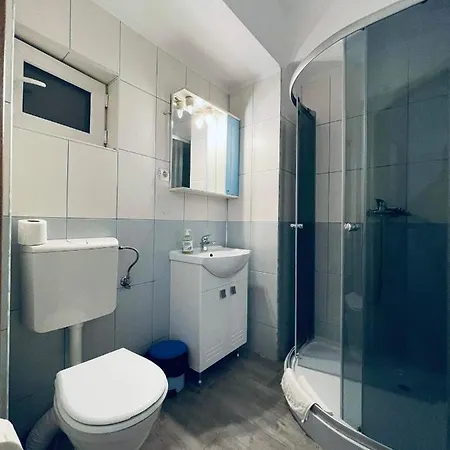 Guest house Casa Floraly 3*