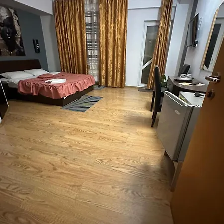 Pensjonat Casa Floraly 3*